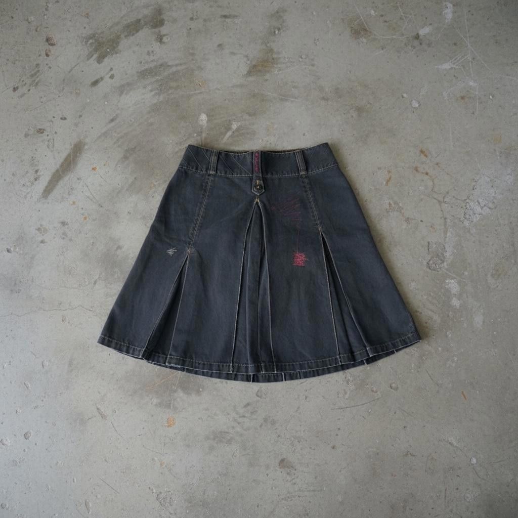 Marithe + Francois Girbaud The External Pocket Pleated Midi Skirt Size 27" / US 4 / IT 40 - 4 Thumbnail
