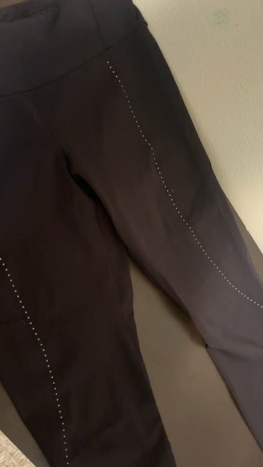 Lululemon Lululemon Women’s Leggings Reflective Dots Size 28" / US 6 / IT 42 - 5 Thumbnail