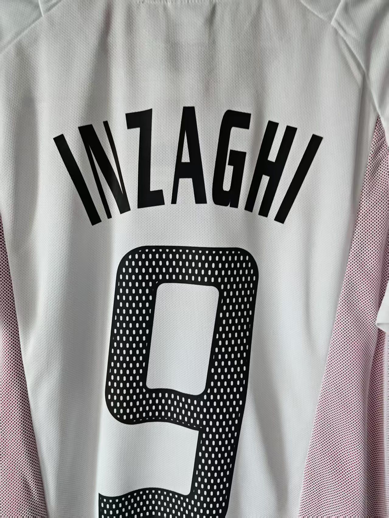Other Inzaghi Jersey 2002 2003 AC Milan Size US XL / EU 56 / 4 - 7 Thumbnail