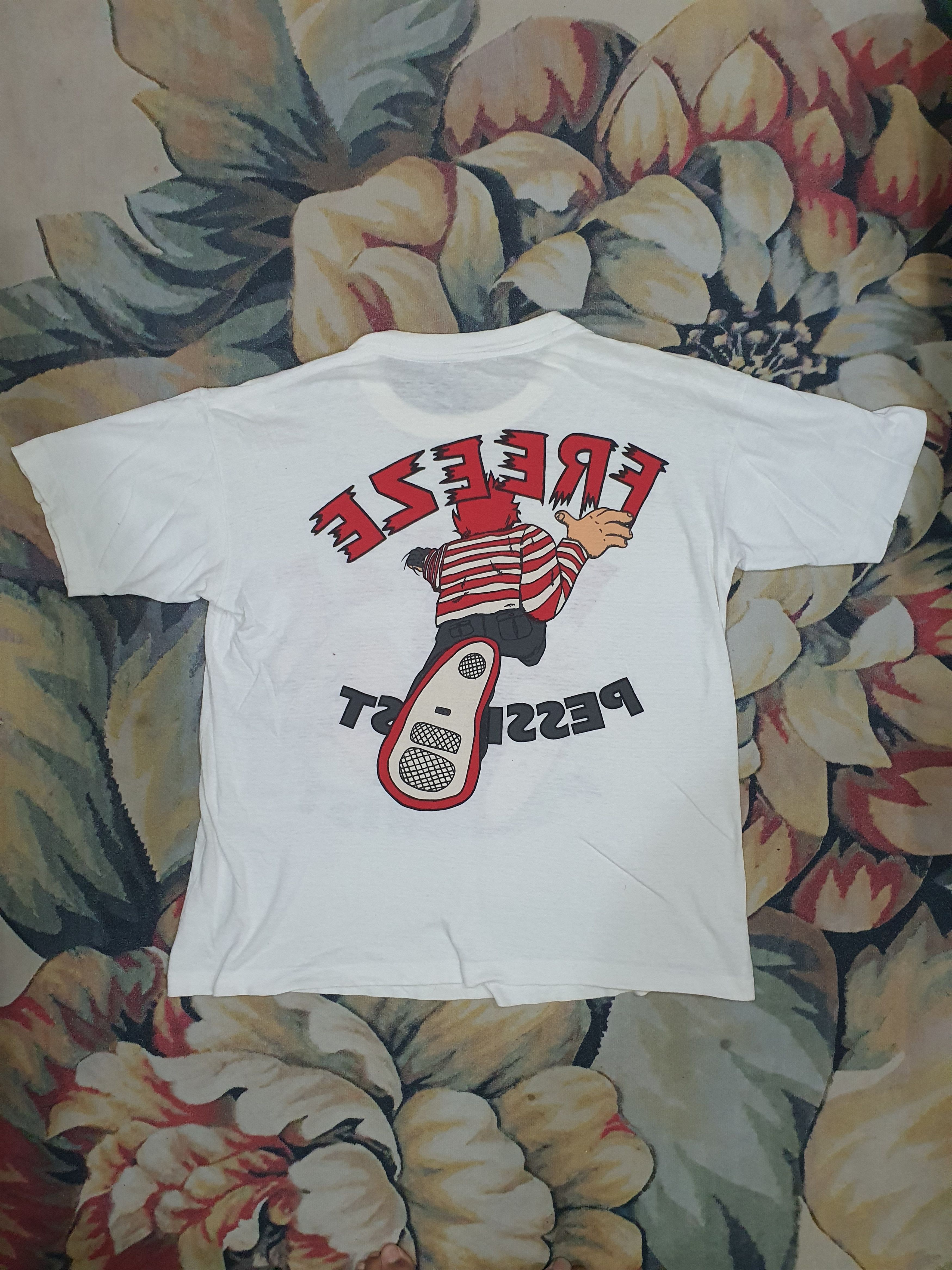 Vintage rare vintage 90's Freeze Pessimist t-shirt Size US L / EU 52-54 / 3 - 7 Thumbnail