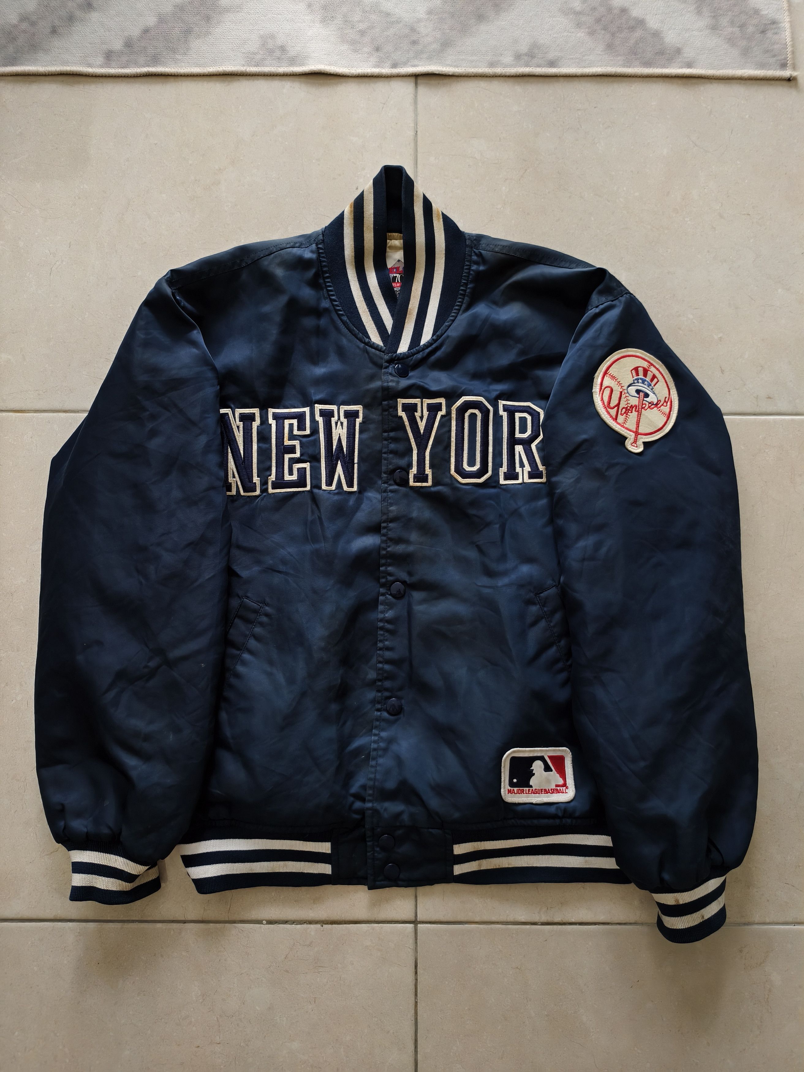 ジャケット・アウター Kith MLB New York Yankees Puffer Jacket Kith × MLB × New York Yankees Kith x New York Yankees Puffer