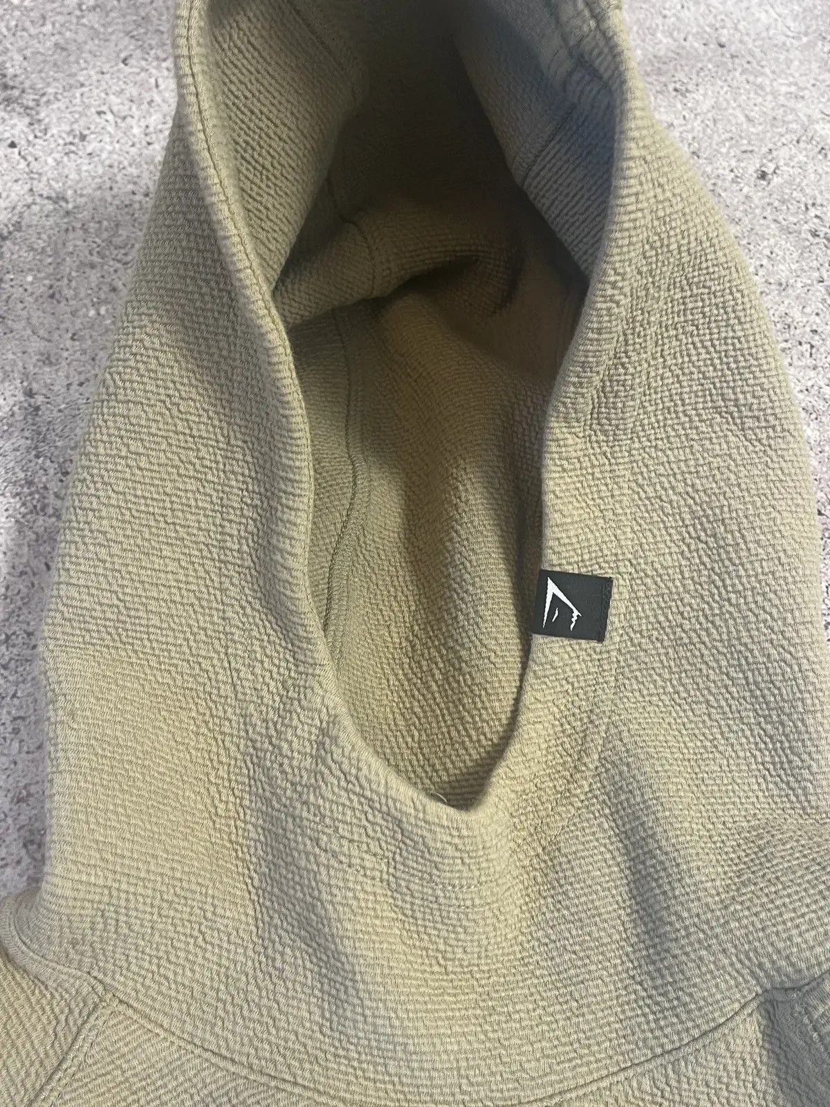 Gymshark Gymshark Pullover Hoodie Beige Kangaroo Pocket Size L Size US M / EU 48-50 / 2 - 2 Thumbnail