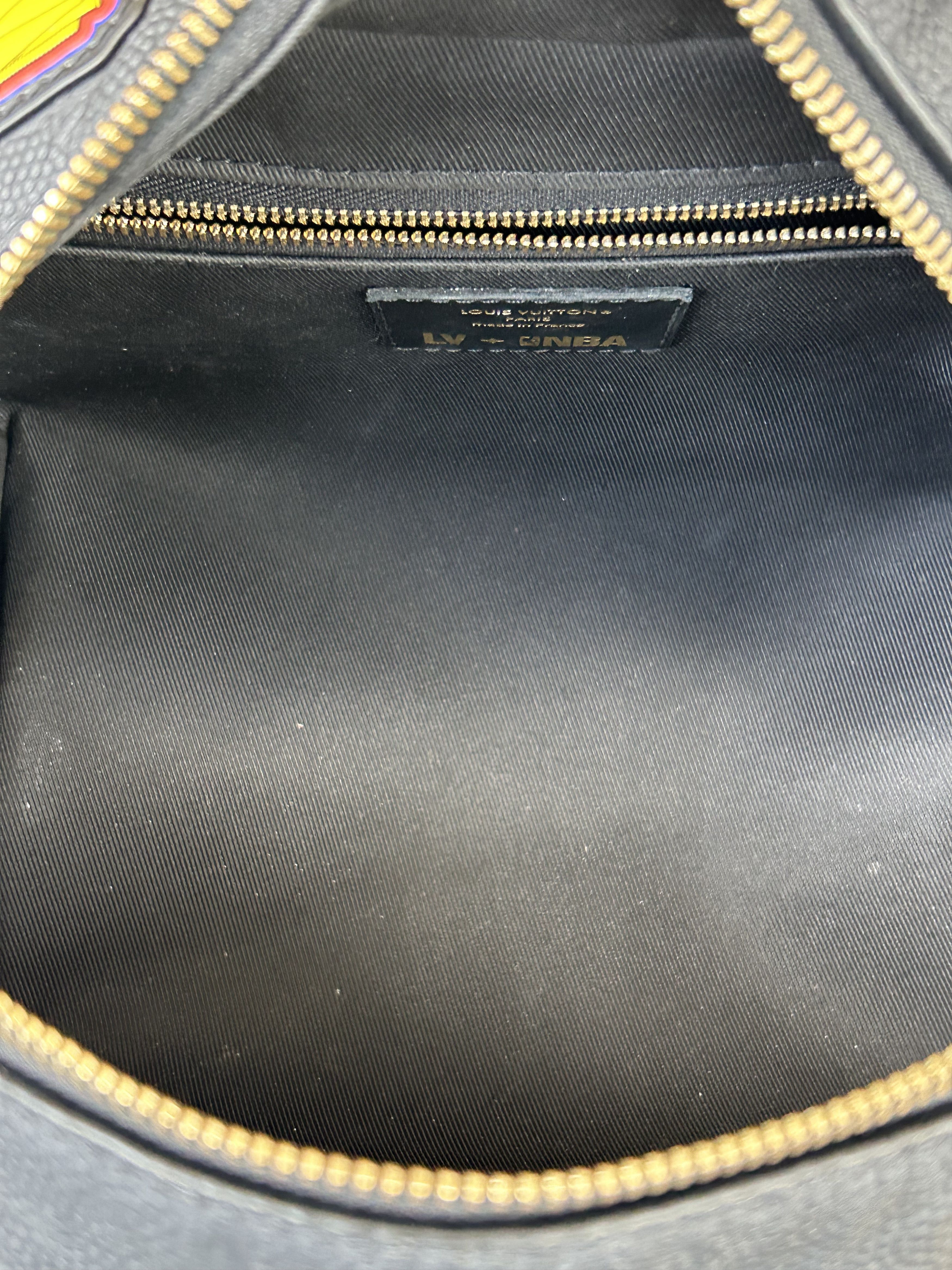 Louis Vuitton Louis Vuitton NBA Black Taurillon Monogram Dopp Kit Size ONE SIZE - 6 Thumbnail