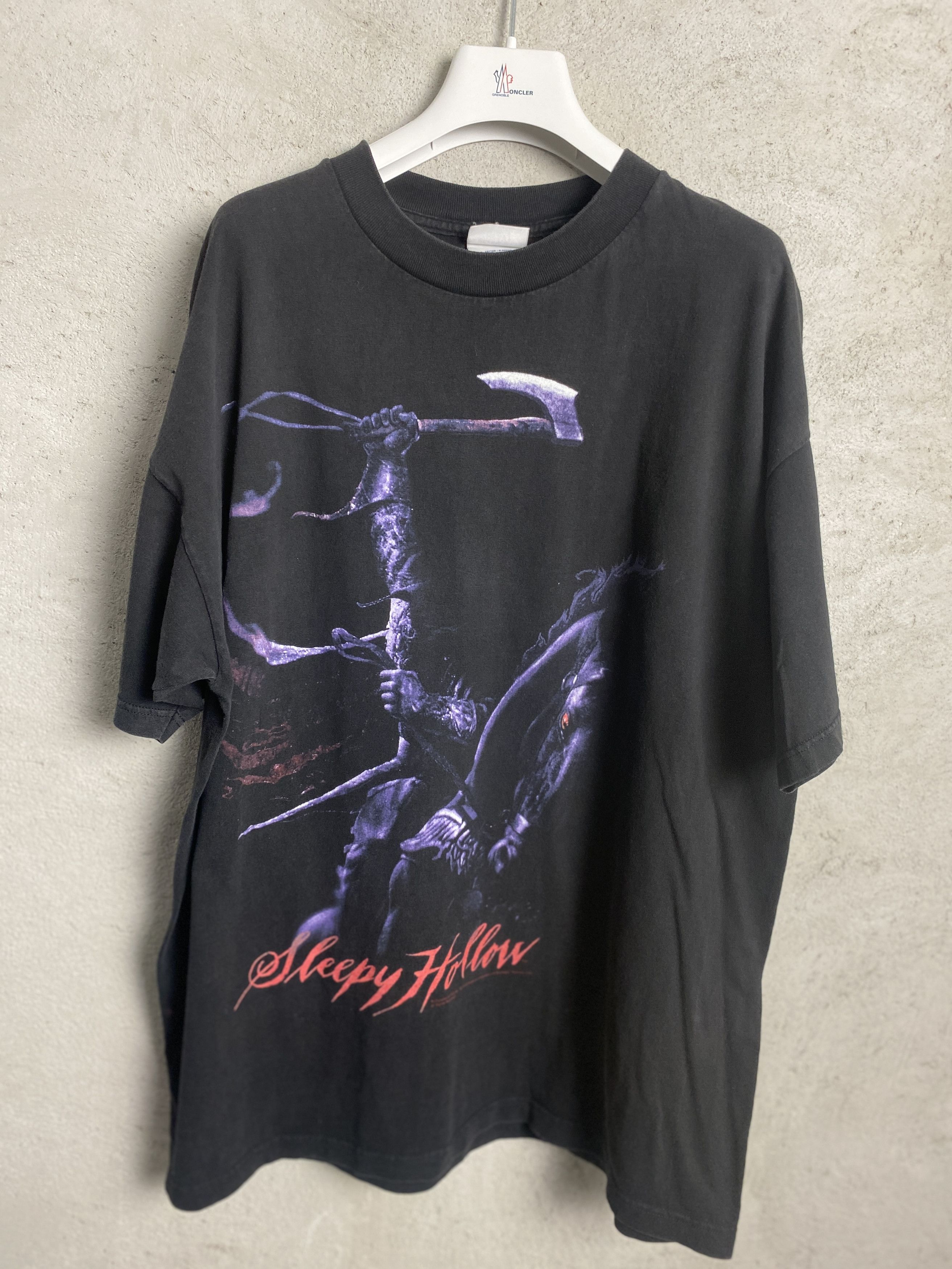 Vintage Vintage Sleepy Hollow 1999 t-shirt tee printed promo horror Size US XL / EU 56 / 4 - 1 Thumbnail