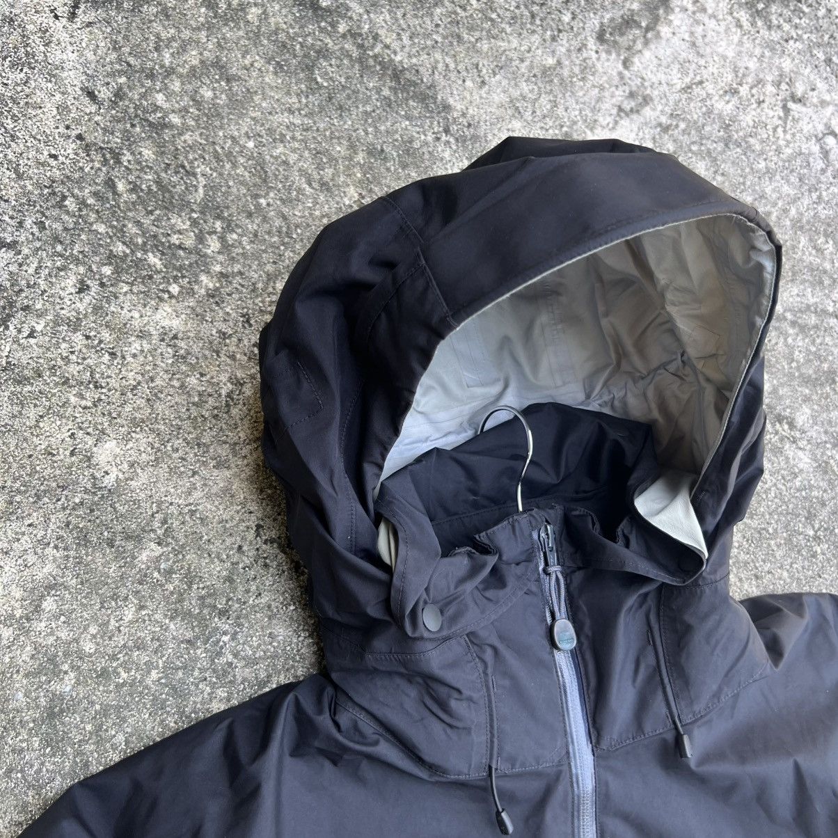 Montbell “MONTBELL” GORPCORE ZIP UP GORETEX BLACK JACKET Size US L / EU 52-54 / 3 - 24 Thumbnail