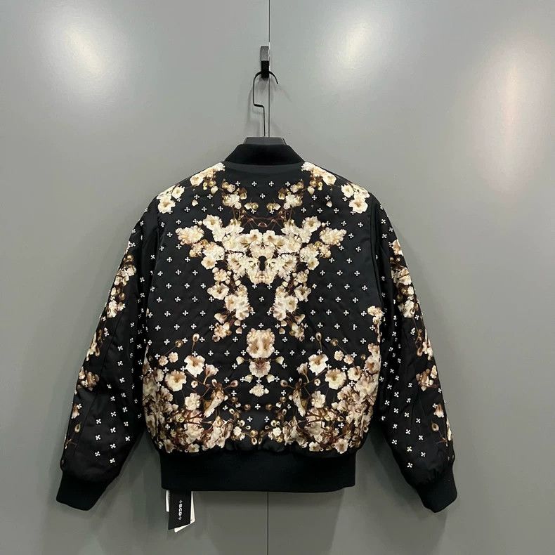 Givenchy Givenchy Crystal Beaded Full Star Floral Jacket Size US S / EU 44-46 / 1 - 3 Thumbnail