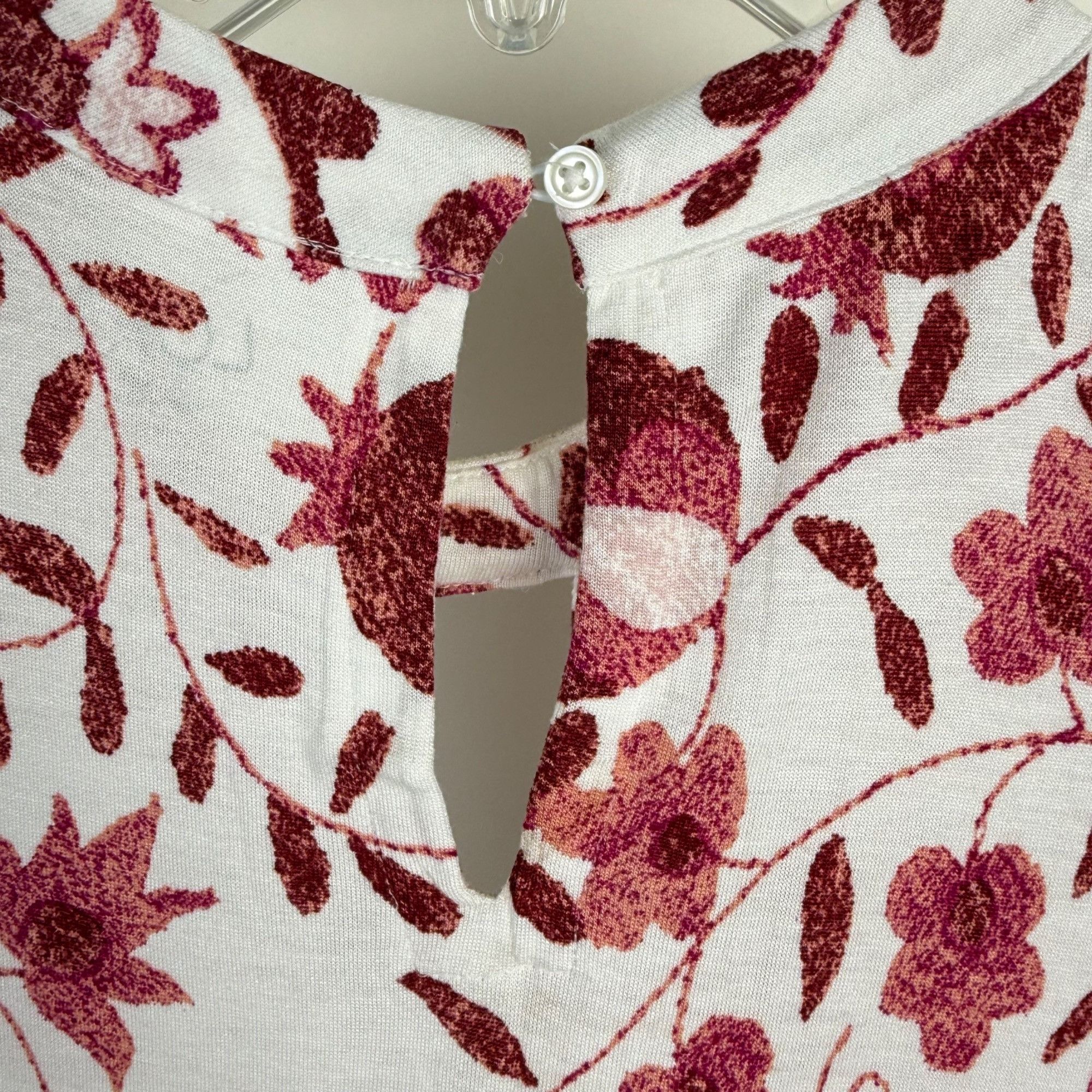 Loft LOFT Outlet Women's Sleeveless Floral Top Keyhole Crew-Neck Size S / US 4 / IT 40 - 5 Thumbnail