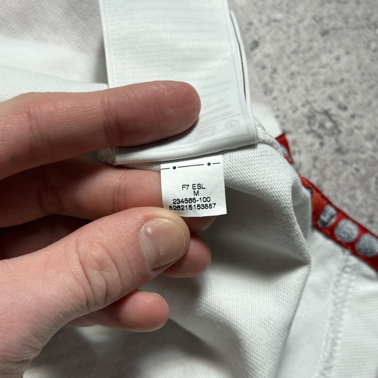 Nike Vintage Nike O2 England Rugby Jersey Size US L / EU 52-54 / 3 - 10 Thumbnail
