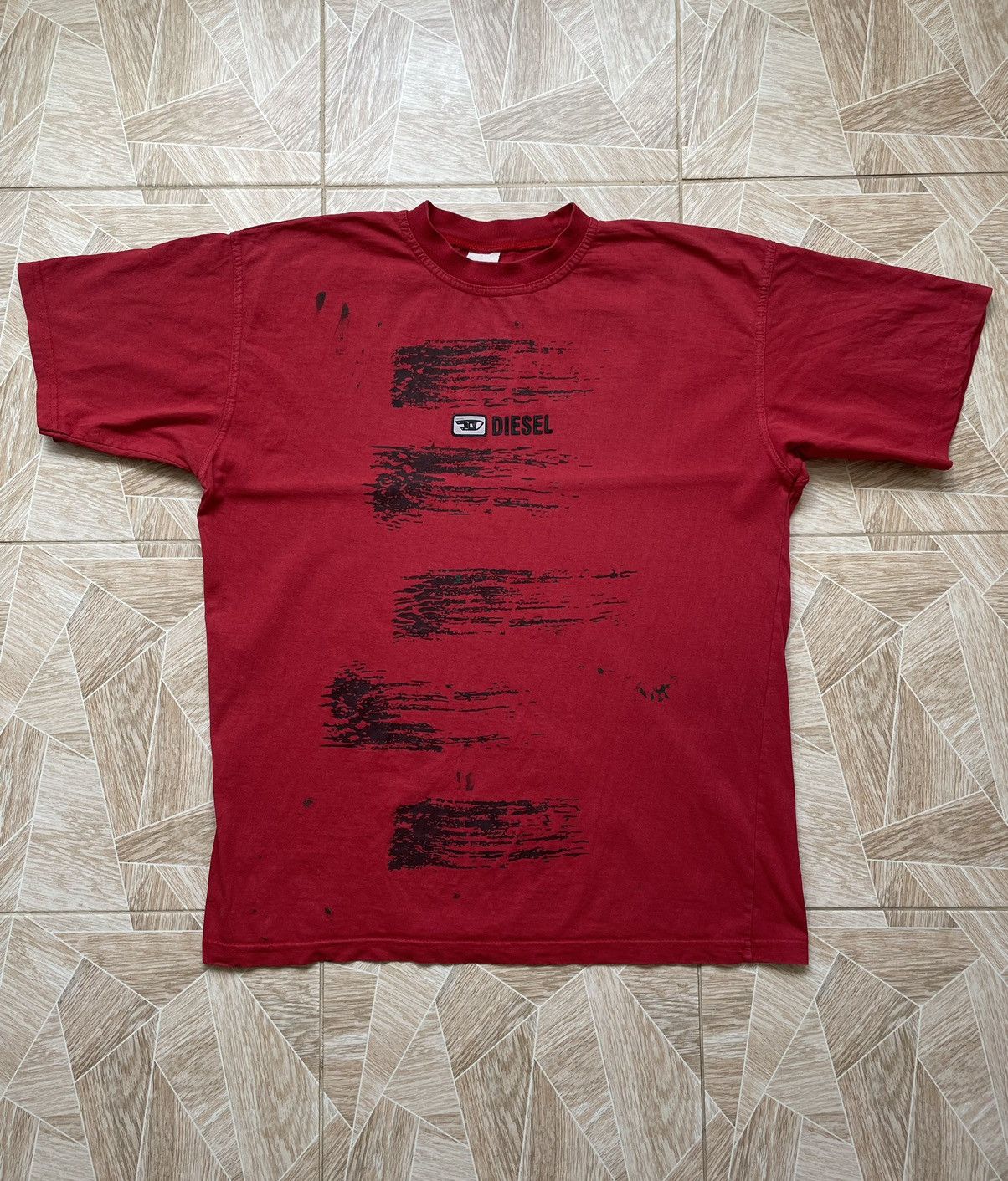 Diesel × Vintage Vintage Diesel Avantgarde Y2K Overprint Middle Logo Tee XL Size US XL / EU 56 / 4 - 1 Thumbnail