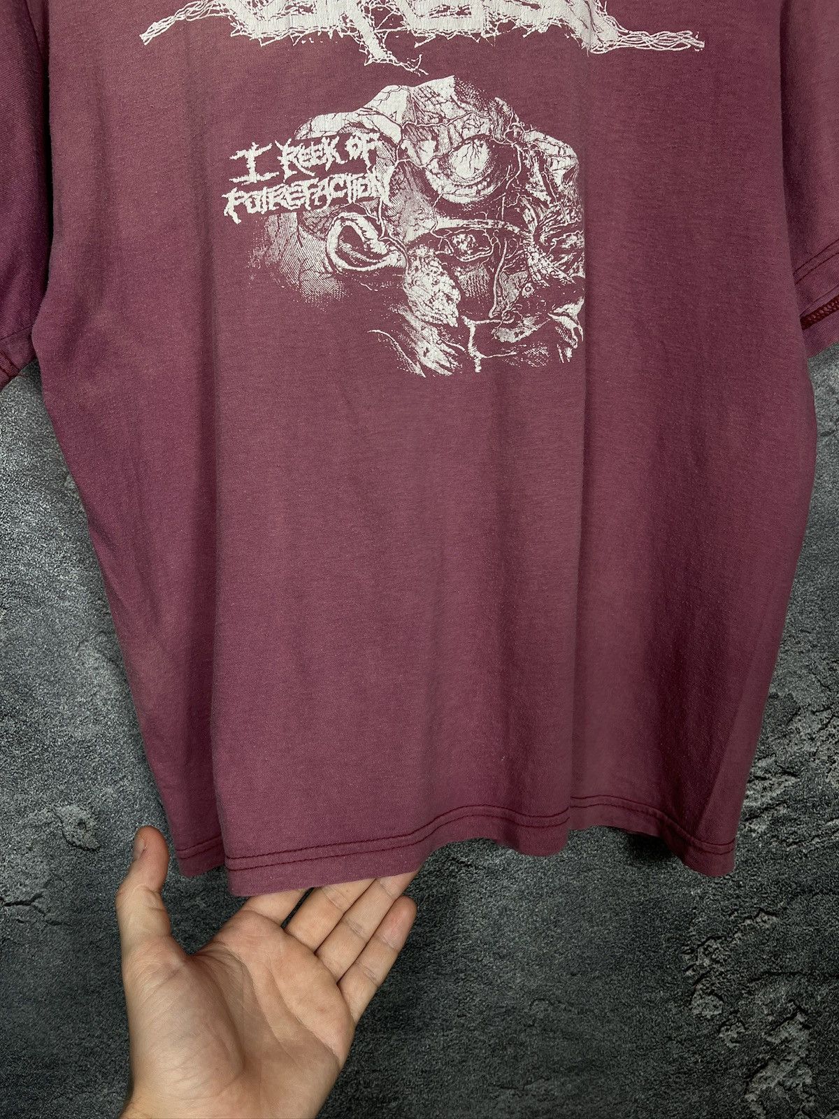 Band Tees Vintage 90s Carcass Reek of Putrefaction Band Rock T-shirt Size US XL / EU 56 / 4 - 5 Thumbnail