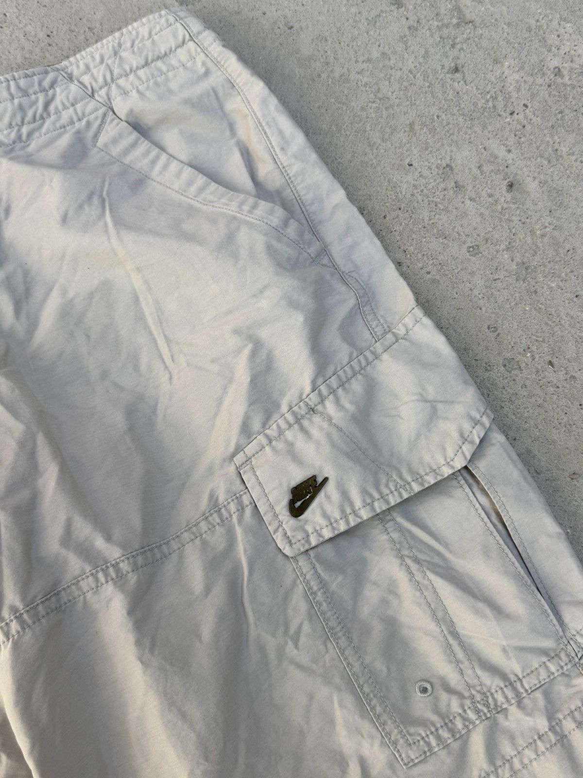 Nike VERY RARE NIKE CARGO SHORTS Size US 31 - 5 Thumbnail