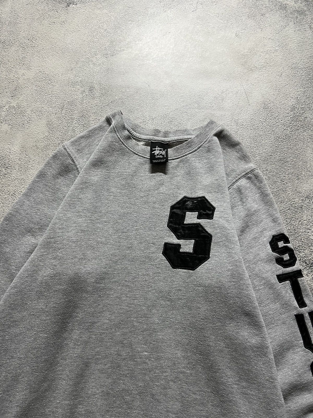 Stussy Vintage Y2k Stussy 🩶 Big Logo Sweatshirt 00’s Size US S / EU 44-46 / 1 - 2 Thumbnail