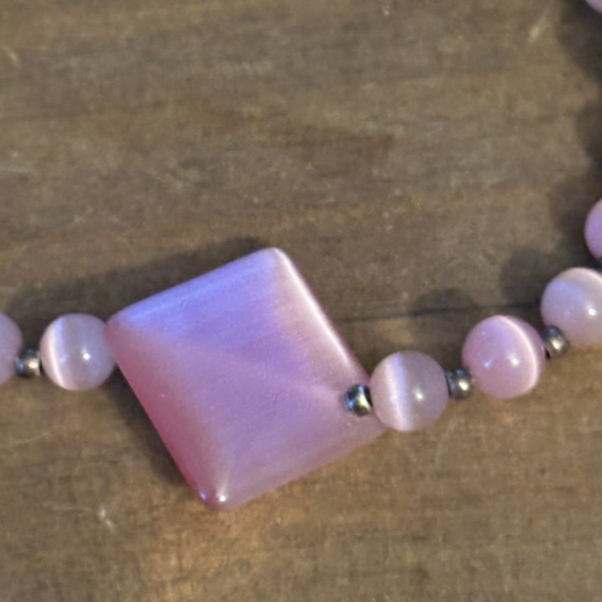 Vintage Vintage pink cats eye bead bracelet Size ONE SIZE - 4 Thumbnail