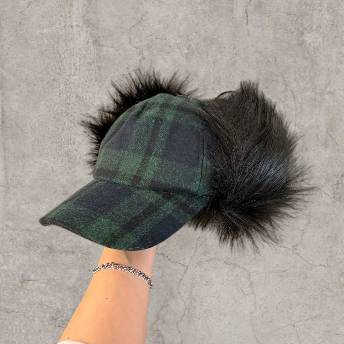 Japanese Brand Trapper Russian ear flap cap in plaid green/black One size. Size ONE SIZE - 3 Thumbnail