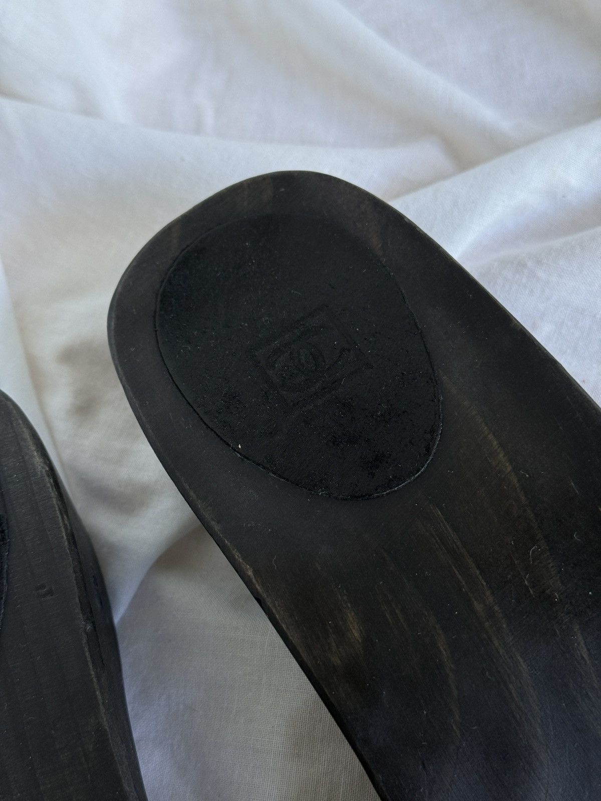 Chanel CHANEL “CC” Buckle Black Suede Clogs Sandals Flip flops Size US 8 / IT 38 - 6 Thumbnail