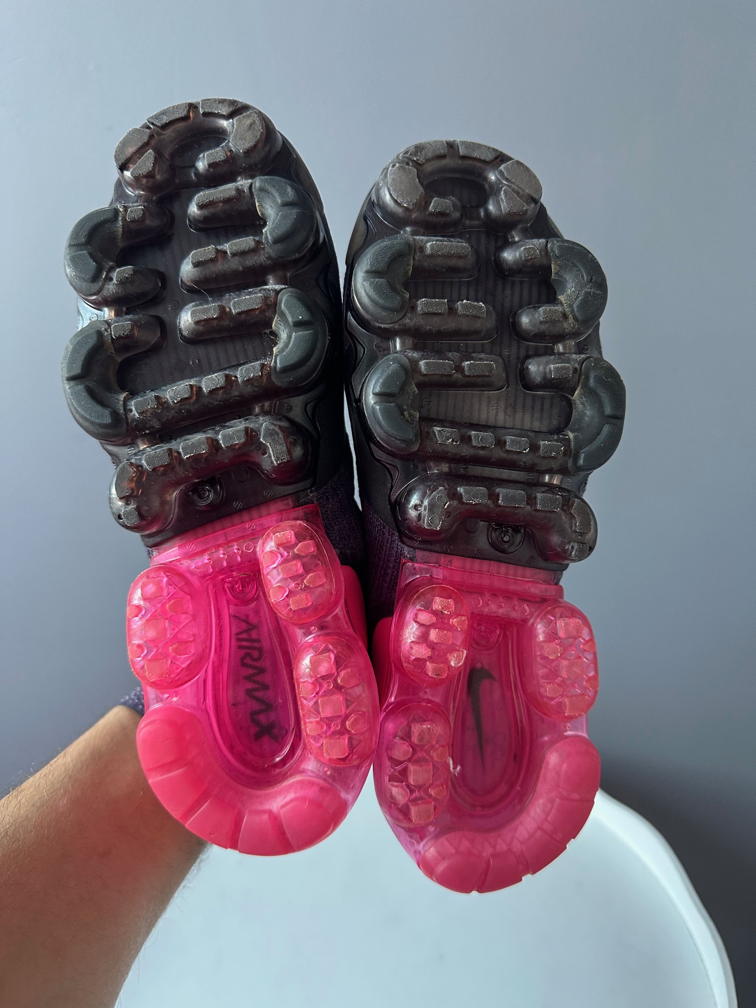Nike Nike Wmns Air VaporMax Moc 2 'Pink Blast' low top sneakers Size US 7 / IT 37 - 9 Thumbnail