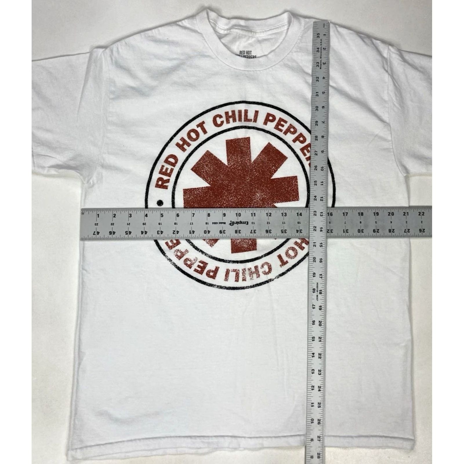 Vintage VINTAGE Red Hot Chili Peppers Logo Graphic T-shirt Men Medium White Short Sleeve Music Size US M / EU 48-50 / 2 - 5 Thumbnail