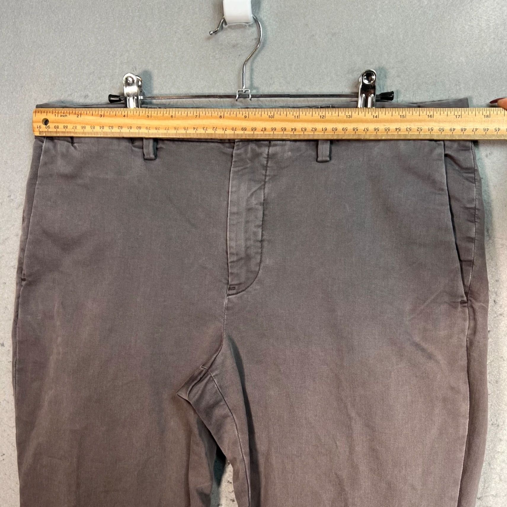 Polo Ralph Lauren Polo Ralph Lauren Mens Chino Pants Slim 34 x 32 Gray Cotton Blend Flat Front Button Size US S / EU 44-46 / 1 - 6 Thumbnail