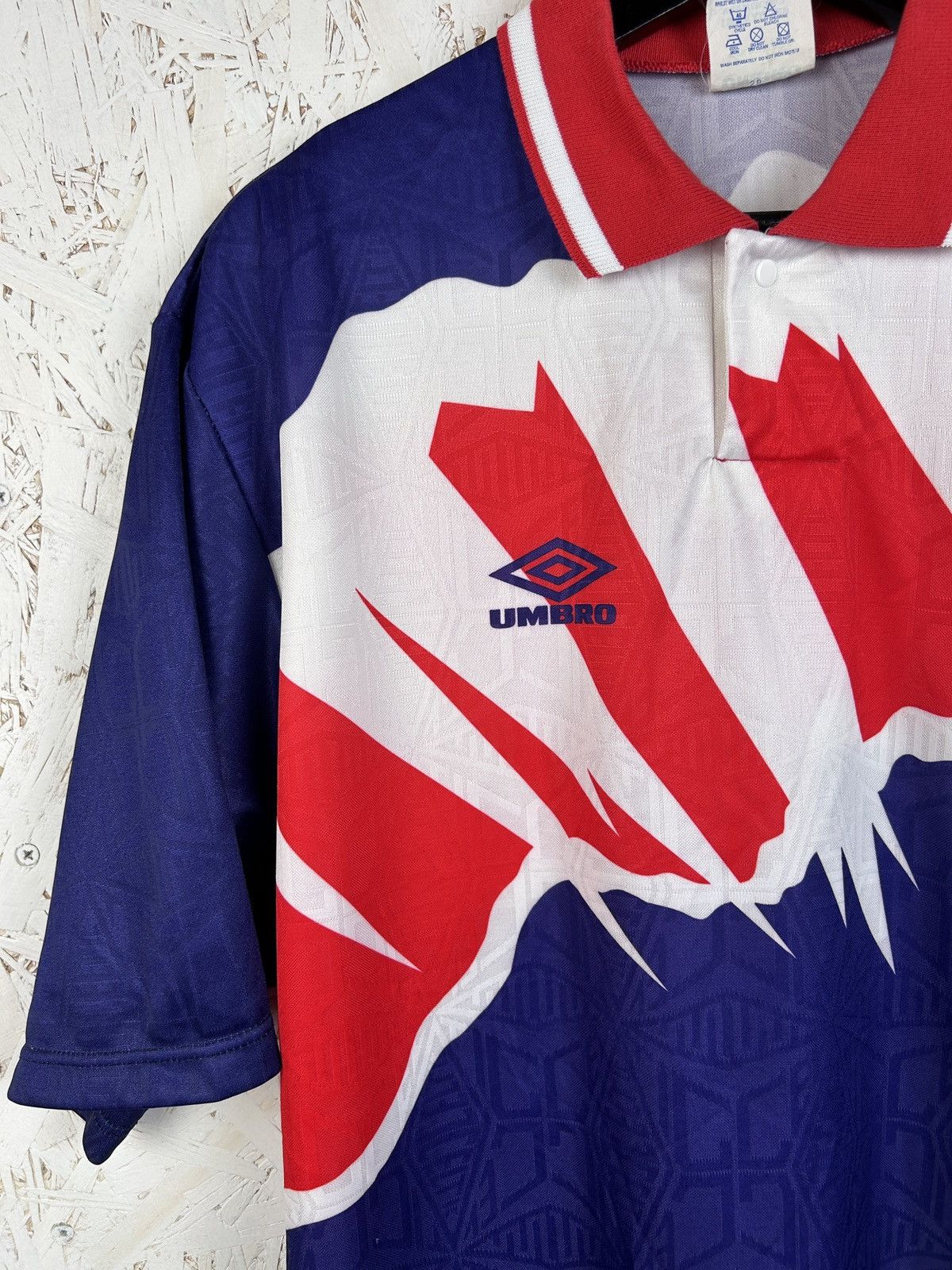 Umbro 90s Vintage Umbro 1992 Blank England Team Style Fan Jersey Size US XL / EU 56 / 4 - 2 Thumbnail