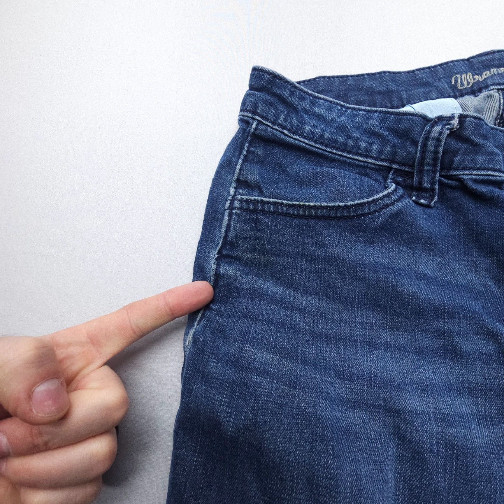 Wrangler VINTAGE Wrangler Retro Jeans Dark Blue 28 x 34" Low Rise Flare Bell Bottom Regular Size Women Size 28" / US 6 / IT 42 - 5 Thumbnail