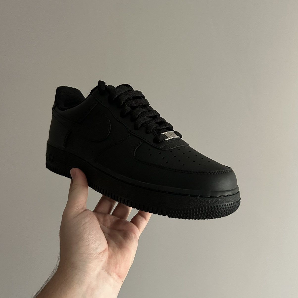 Nike Black Nike Air Force 1 Size US 9.5 / EU 42-43 - 8 Thumbnail