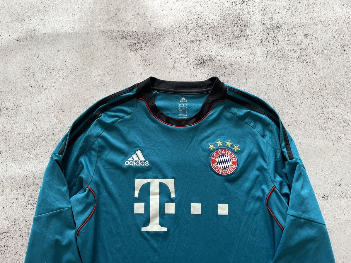 Adidas BAYERN MÜNICH 2013 2014 GOALKEEPER SOCCER JERSEY ADIDAS Size US M / EU 48-50 / 2 - 4 Thumbnail