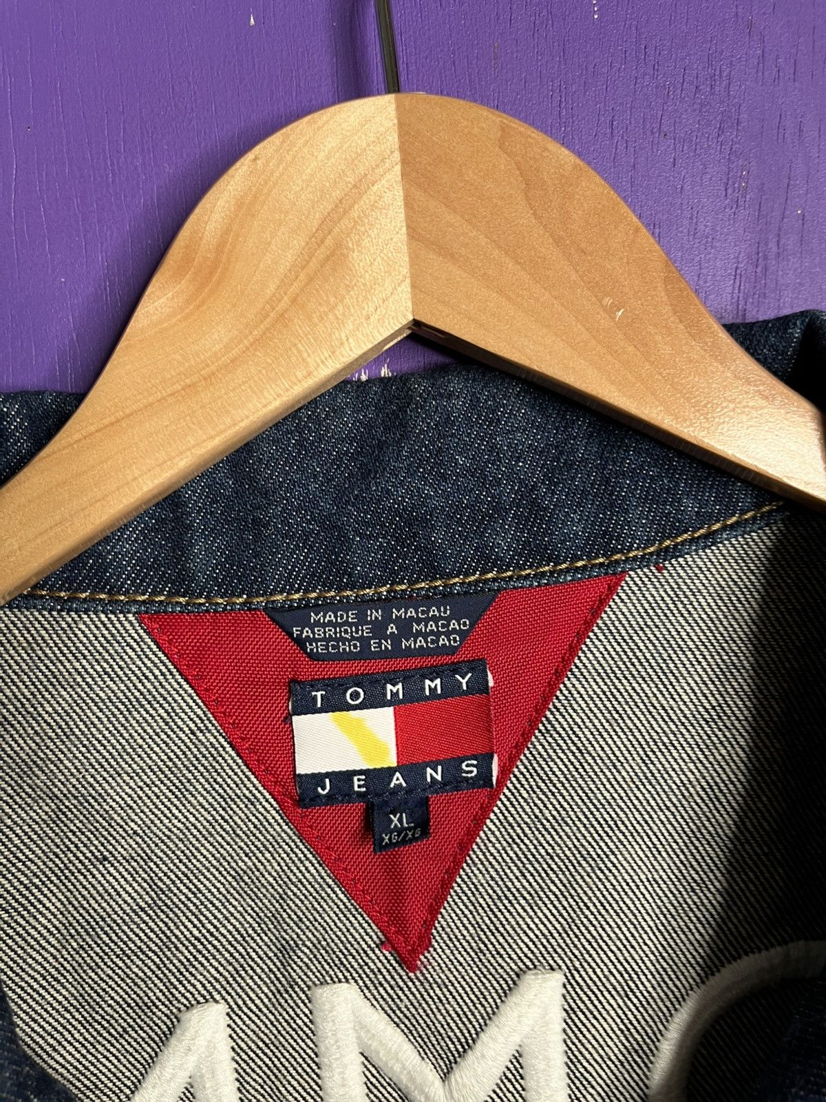 Tommy Hilfiger × Vintage Vintage 90s Tommy jeans big flag denim jacket Size US XL / EU 56 / 4 - 4 Thumbnail