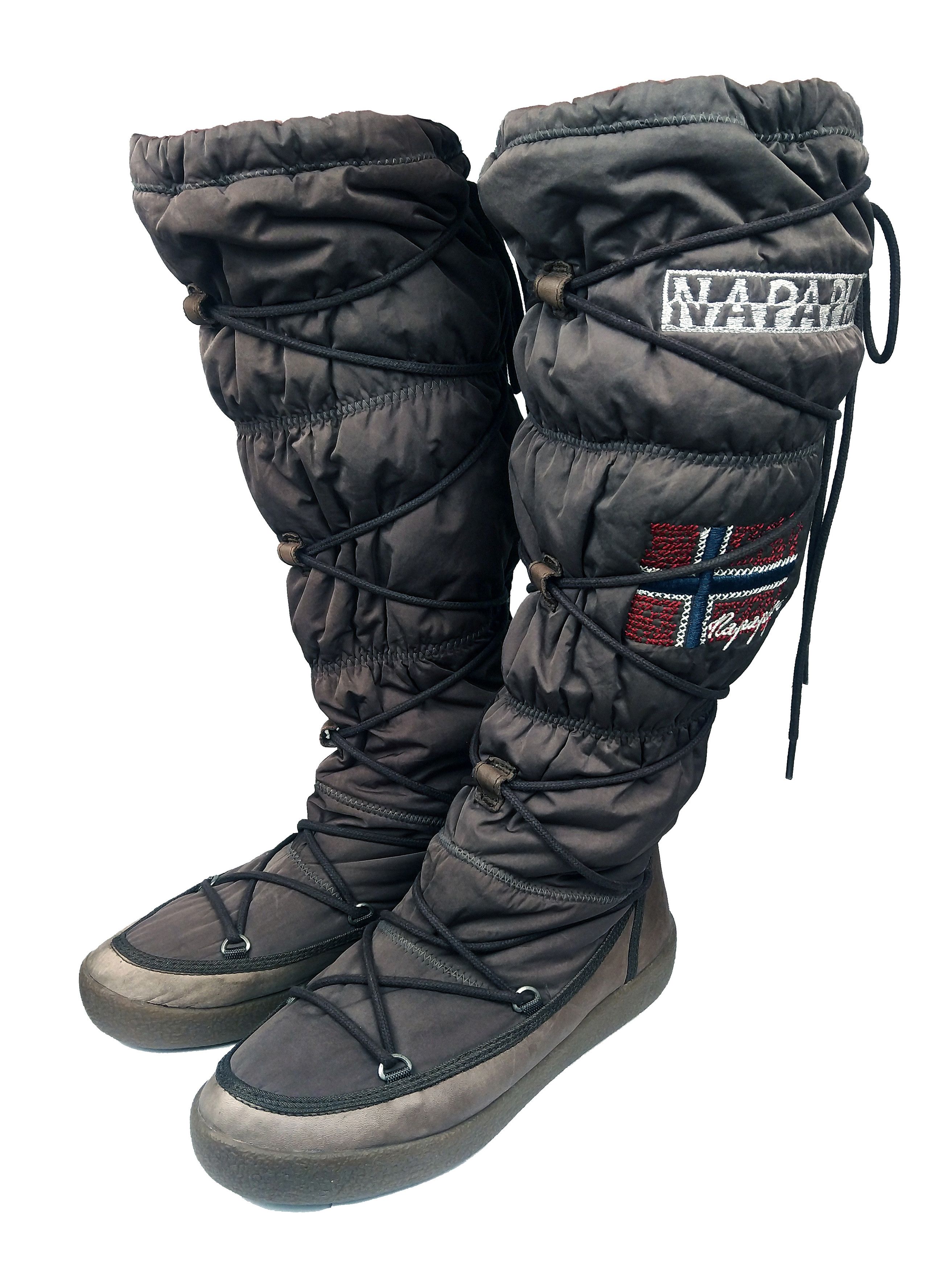 image of Archival Clothing x Napapijri Insulated High Boots, Boots (Unisex) in Khaki, Women's (Size 9)