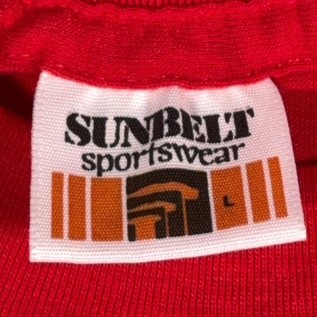 Logo 7 VINTAGE Hitachi Shirt Adult MEDIUM Red Logo Japanese Technology 80s Shirt Mens Red 80s Hitachi Logo T-Shirt Cotton Blend Vintage USA 80s Size US M / EU 48-50 / 2 - 3 Thumbnail