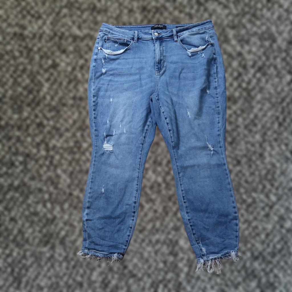 Vintage Judy Blue High Rise Relaxed Fit Jeans Women's 20W Blue Stretch Denim Slim Skinny 5-Pocket Denim Jeans Womens 20W Blue Size 42" / US 20 - 1 Thumbnail