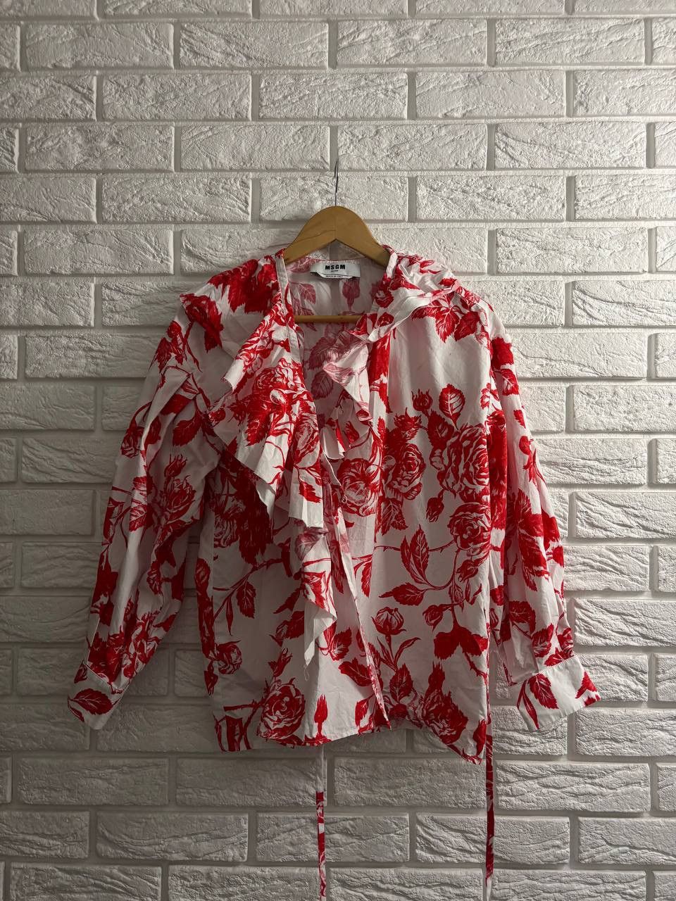 MSGM MSGM women floral printed blouse Milano EST 2009 Size XS / US 0-2 / IT 36-38 - 2 Thumbnail