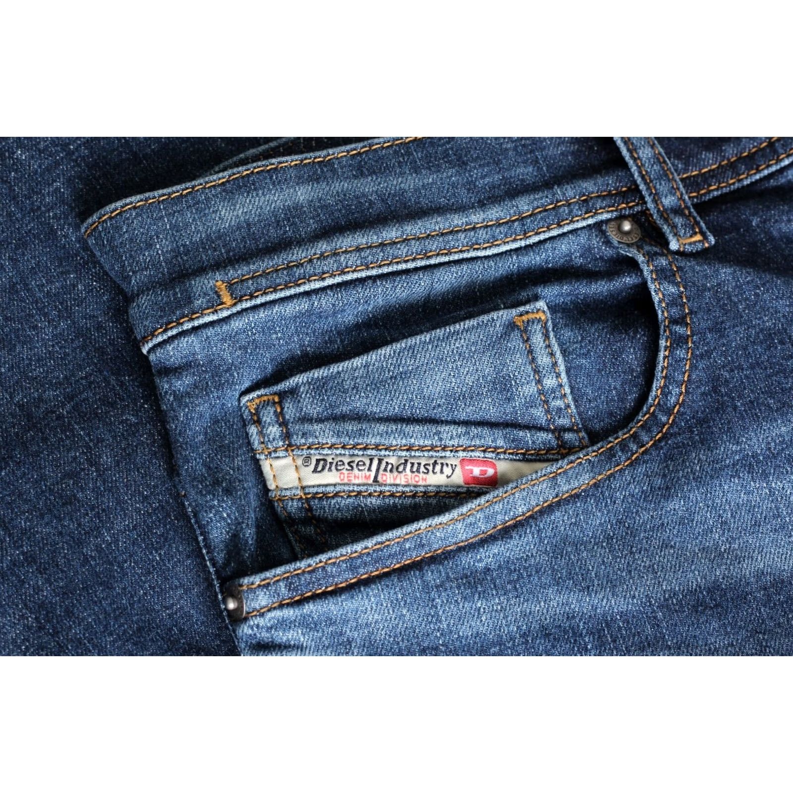 Diesel DIESEL Jeans Men 31x32 D-FINITIVE 09J47 Tapered Stretch 5-Pocket DZ8119 Blue, Medium Wash, Cotton Elastane, Slim Rise Mid, Denim, Regular Size W31 L32 Size US 31 - 5 Thumbnail