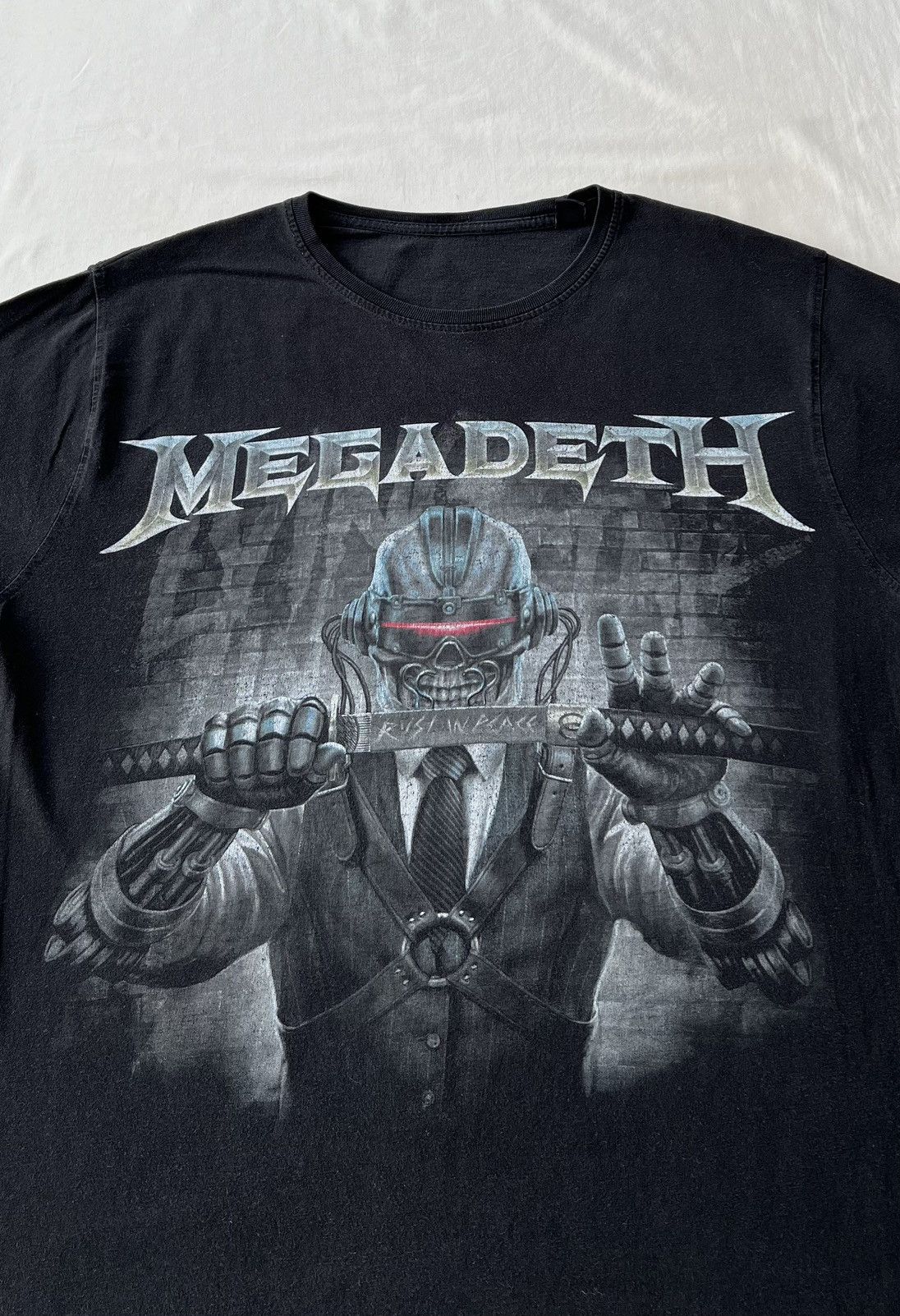 Band Tees Vintage 2010s Megadeth Heavy Metal Band Black T-shirt Size US M / EU 48-50 / 2 - 3 Thumbnail