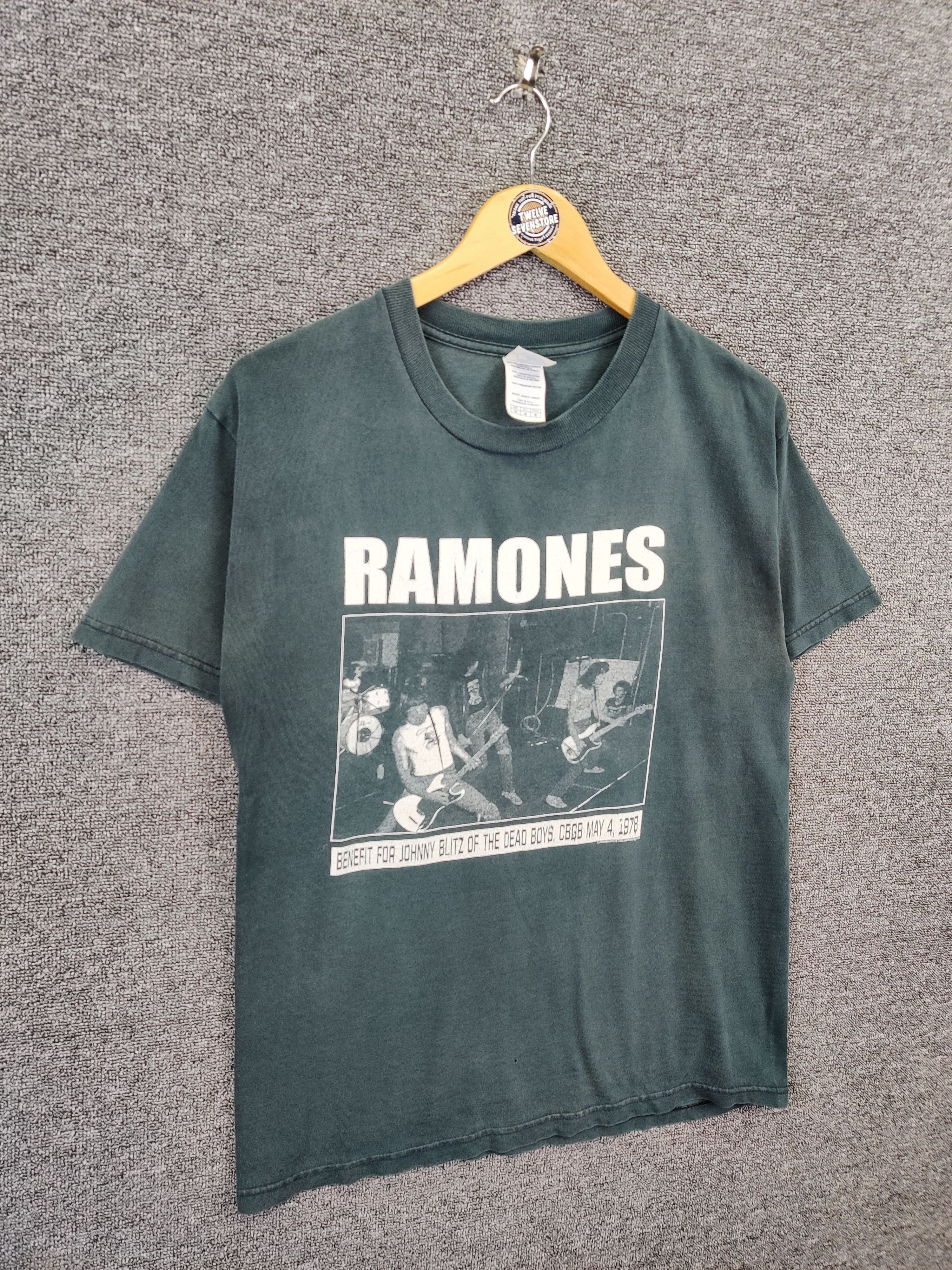Band Tees Vintage Ramones Johny Blitz The Dead Boys Tee Tshirt Size US M / EU 48-50 / 2 - 5 Thumbnail