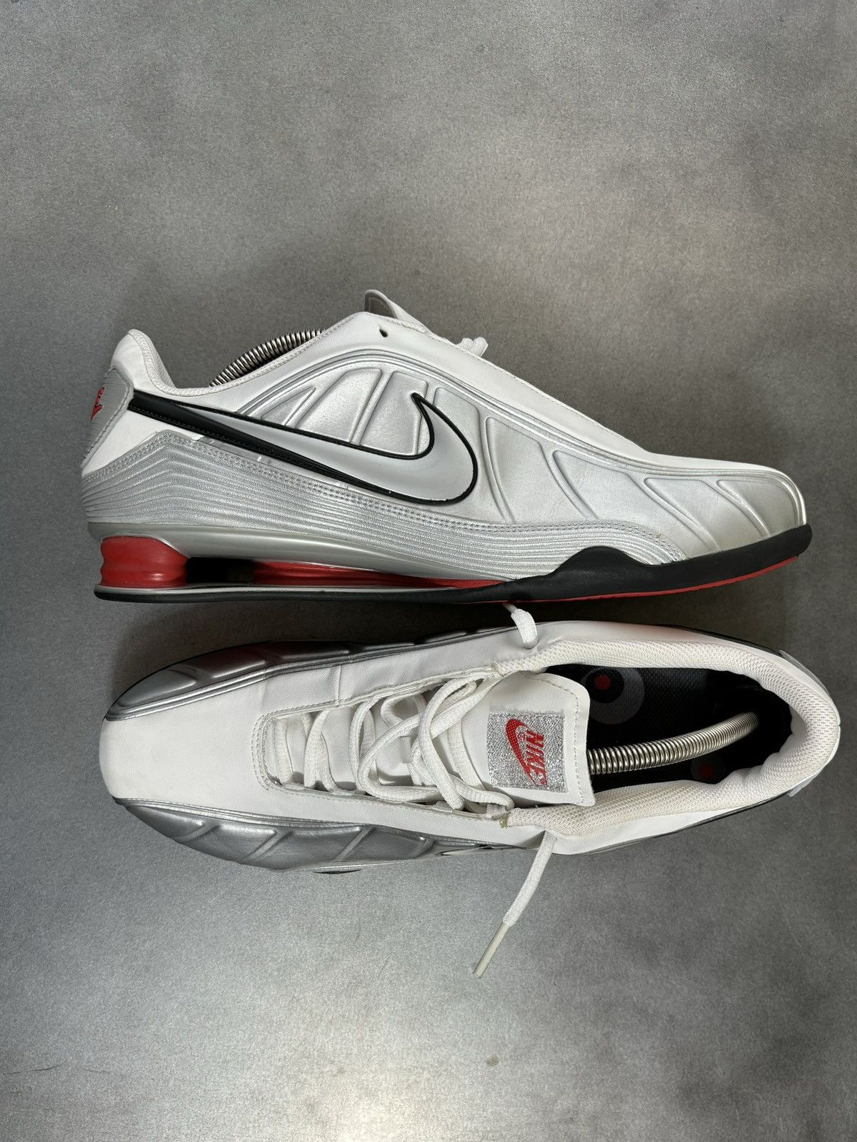 Nike 2007 Nike Shox R4 Lady Slim 319579-002 Rare 2000s Vintage QT Size US 9.5 / EU 42-43 - 1 Thumbnail