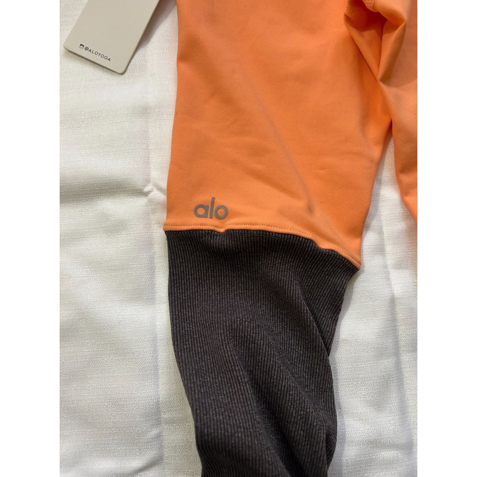 Alo NWT-Women's ALO Yoga Leggings-Orange/Gray Size XXS Size 25" / US 0 / IT 36 - 5 Thumbnail