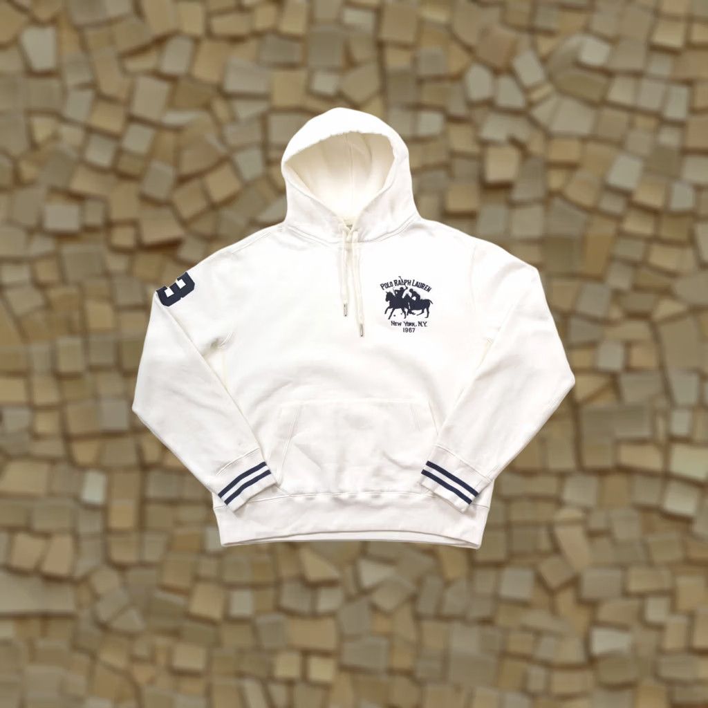 Polo Ralph Lauren PRL Polo Ralph Lauren Vintage White Pullover Hoodie Hoody #3 Size L Mens Hoodie White Pullover Vintage 3 XL? Size US L / EU 52-54 / 3 - 1 Thumbnail
