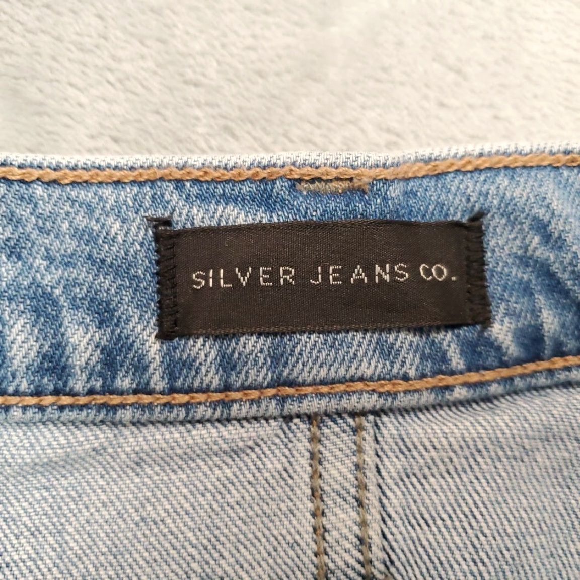 Silver Jeans Co. VINTAGE Silver Jeans Highly Desireable Shorts Women 30 Faded Blue Denim Cotton Blend Y2K Size 30" / US 8 / IT 44 - 4 Thumbnail