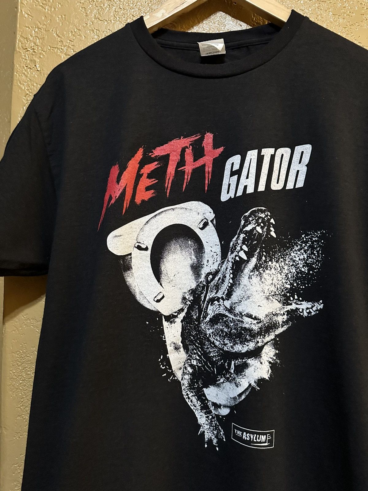 4GSELLER 🐊 Meth Gator horror movie tee medium Size US M / EU 48-50 / 2 - 3 Thumbnail