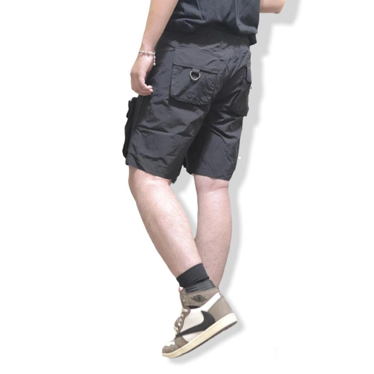 Vintage Utility Cargo Short Black Size US 32 / EU 48 - 3 Thumbnail
