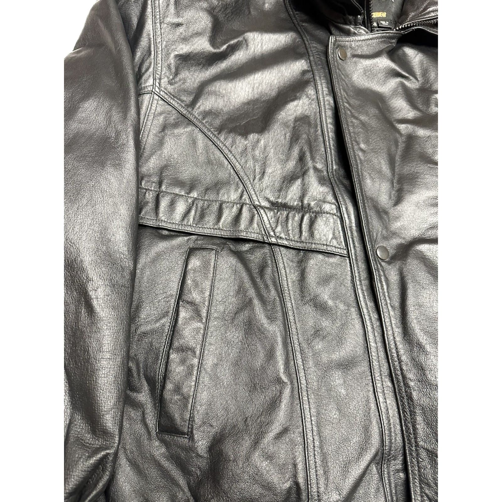 Vintage VINTAGE Gianni Ferrara Leather Jacket Mens 2XL Black Solid Motorcycle Jacket Lined Zipper Snap Regular Men Size US XXL / EU 58 / 5 - 4 Thumbnail