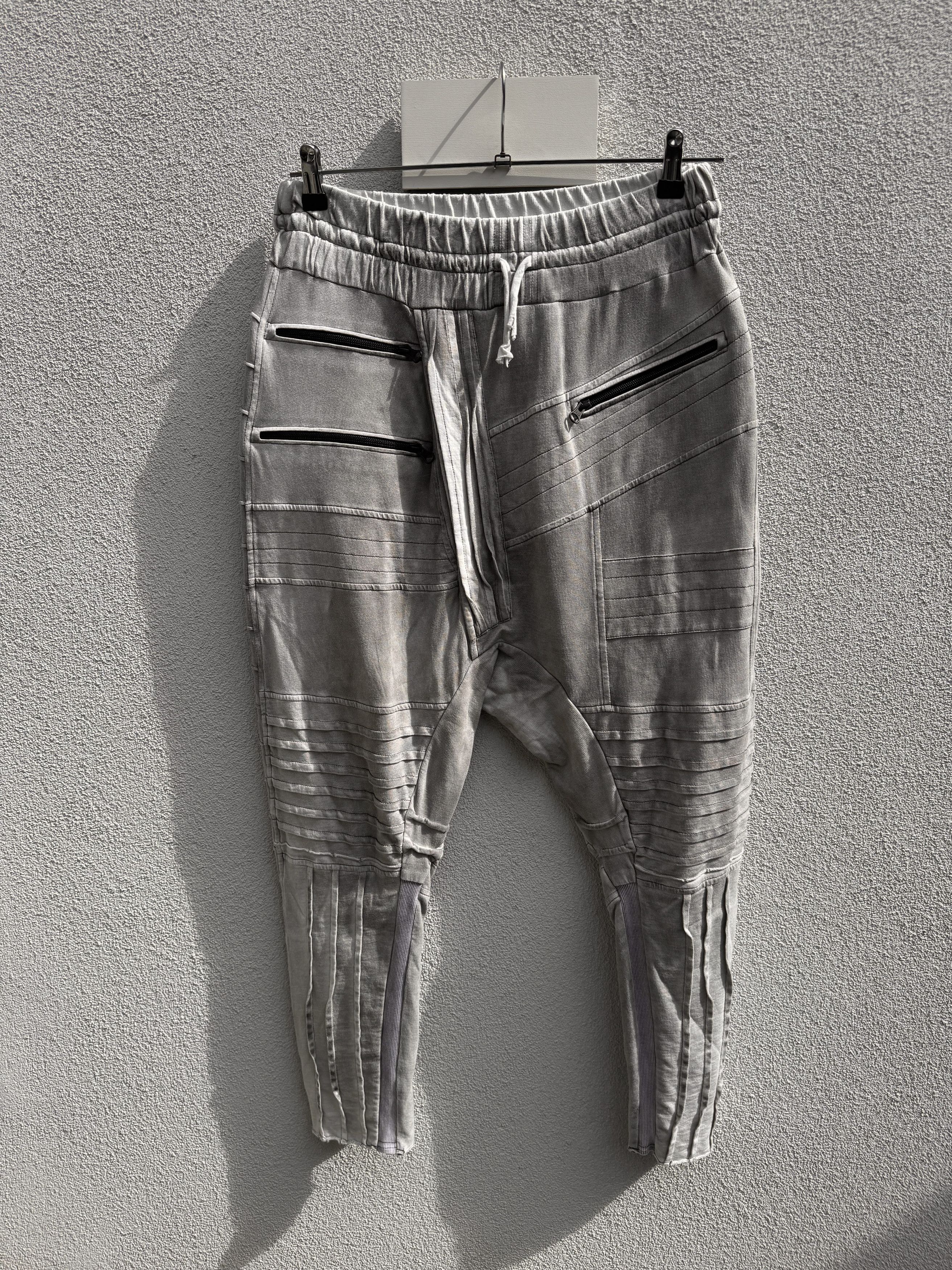 Demobaza DEMOBAZA Grey Sweatpants Trousers Vintage Destroy Effect XL Size US 34 / EU 50 - 1 Thumbnail