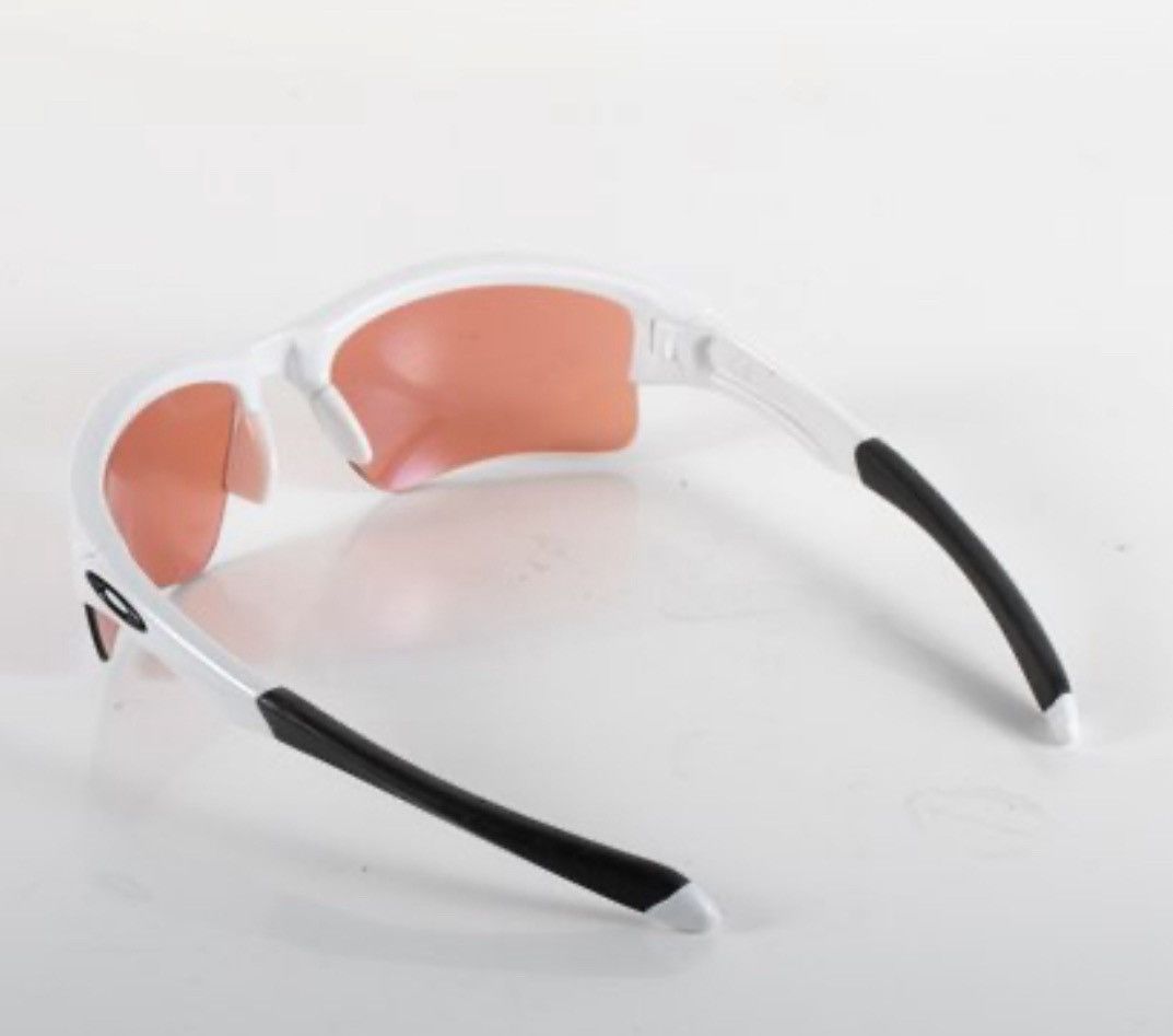 Oakley 🏷️💲QUICKSALE Oakley Sunglasses Size ONE SIZE - 5 Thumbnail