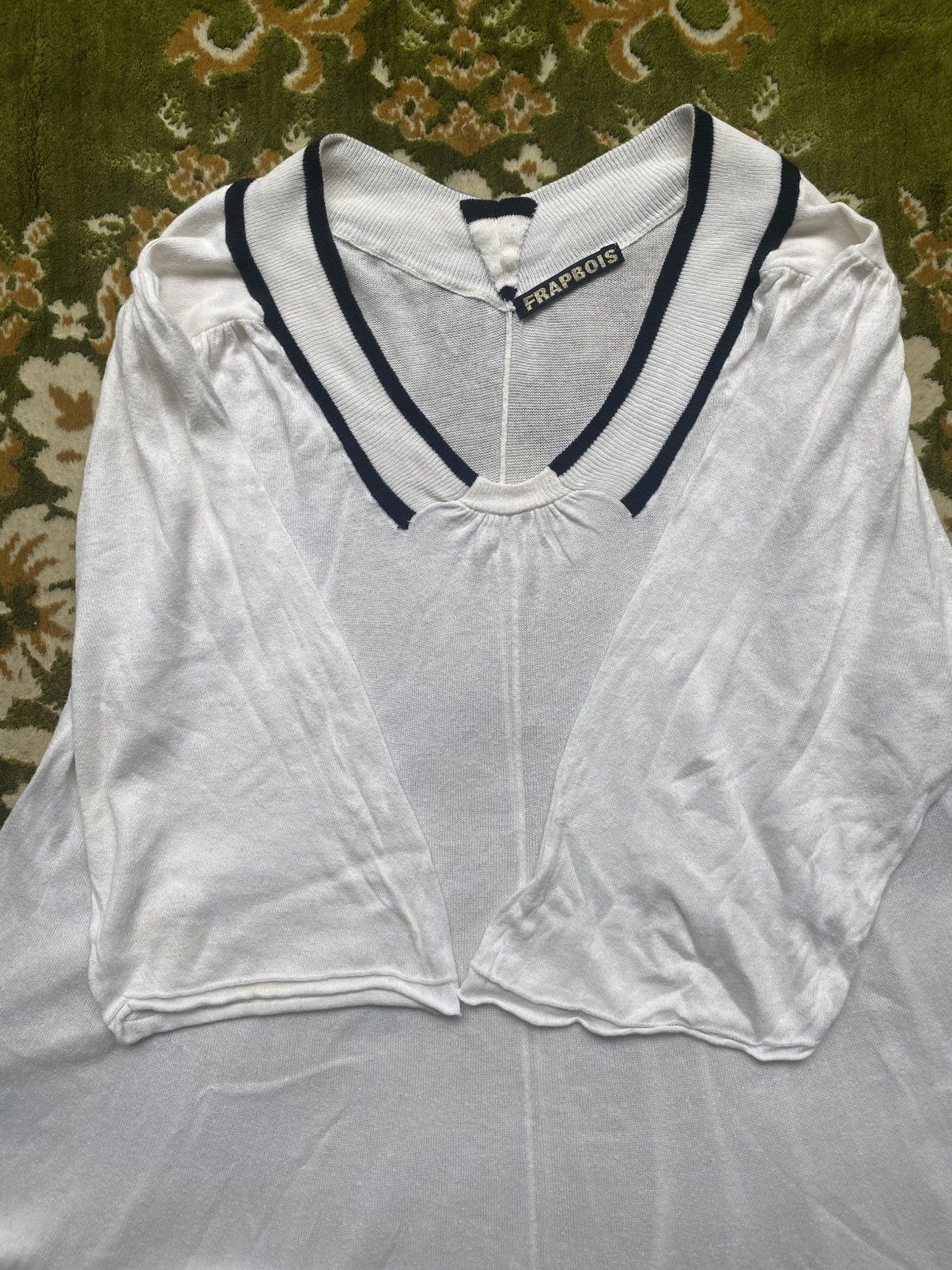 Frapbois 2000s – Frapbois White V Neck Blouse Size ONE SIZE - 5 Thumbnail