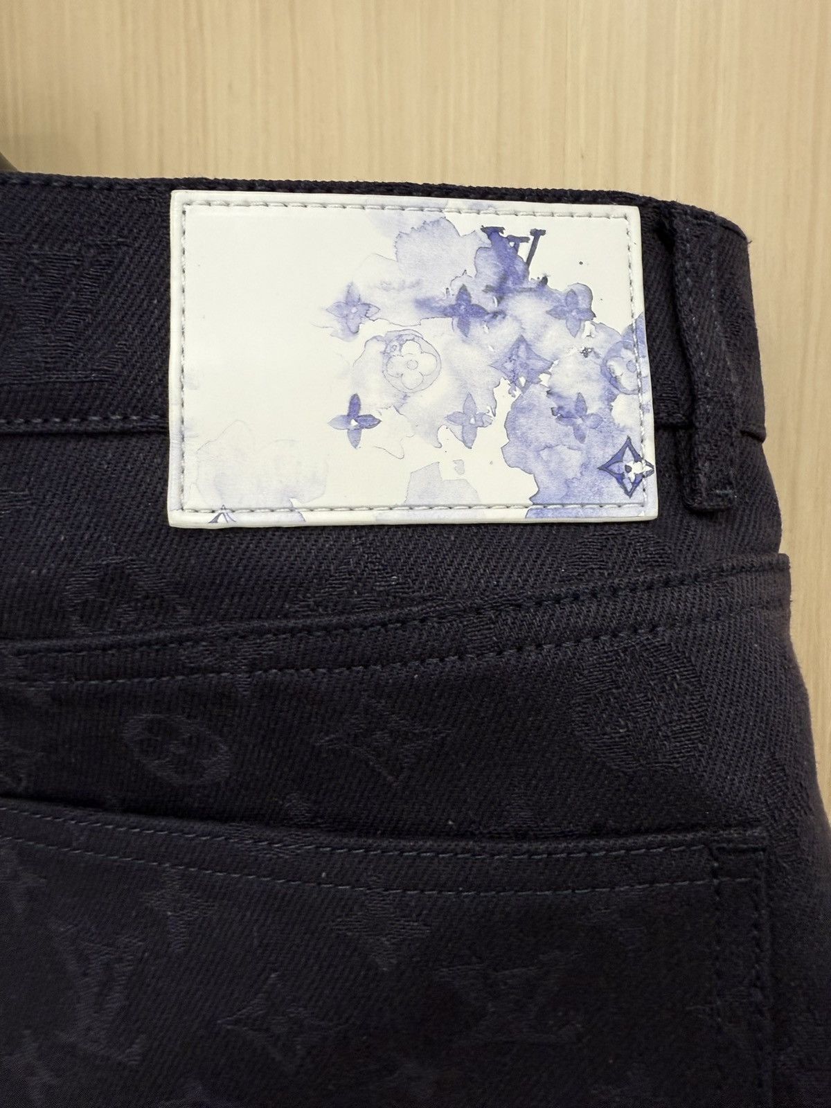 Louis Vuitton Louis Vuitton watercolor navy monogram denim jeans 33 Size US 33 - 6 Thumbnail