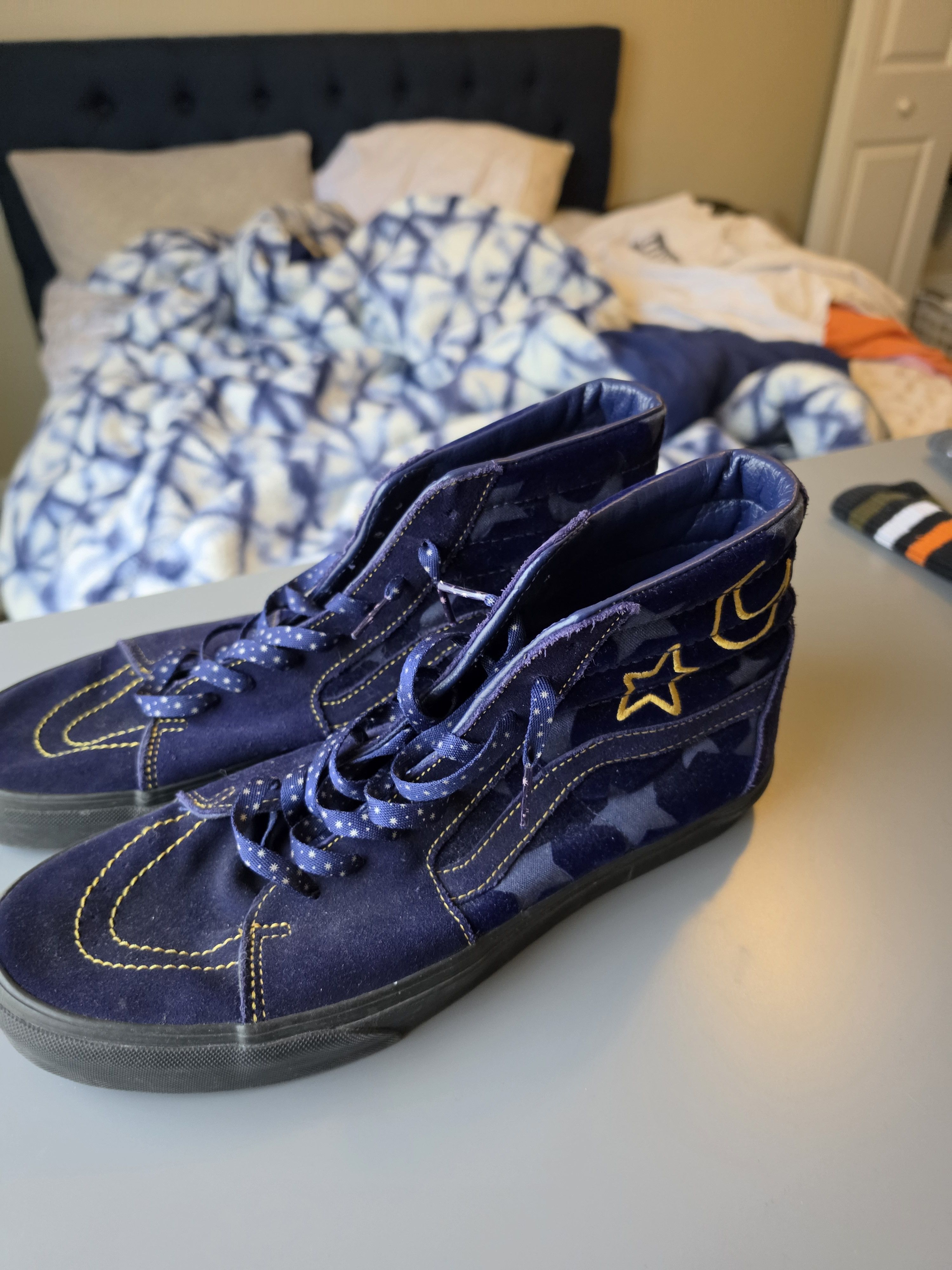 Disney × Vans Vans X Disney Blue Felt Hightop Sneakers Size 12 Size US 12 / EU 45 - 4 Thumbnail