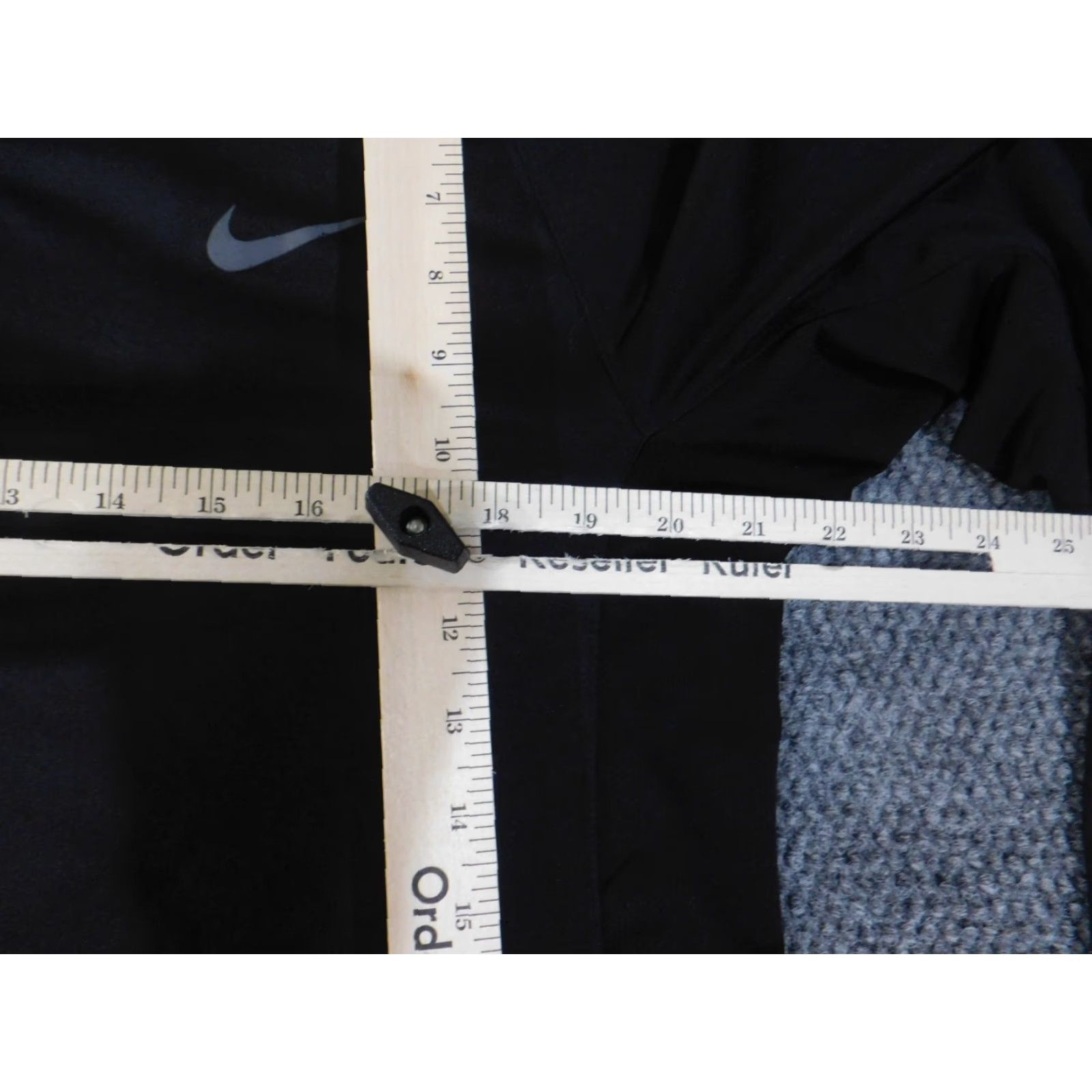 Nike nike sweatshirt men Large Black Swoosh dri fit stretch elite pullover Hoodie Zip Logo Pocket Sweatshirt Nike Mens Regular Pullover Sports American Size US L / EU 52-54 / 3 - 4 Thumbnail