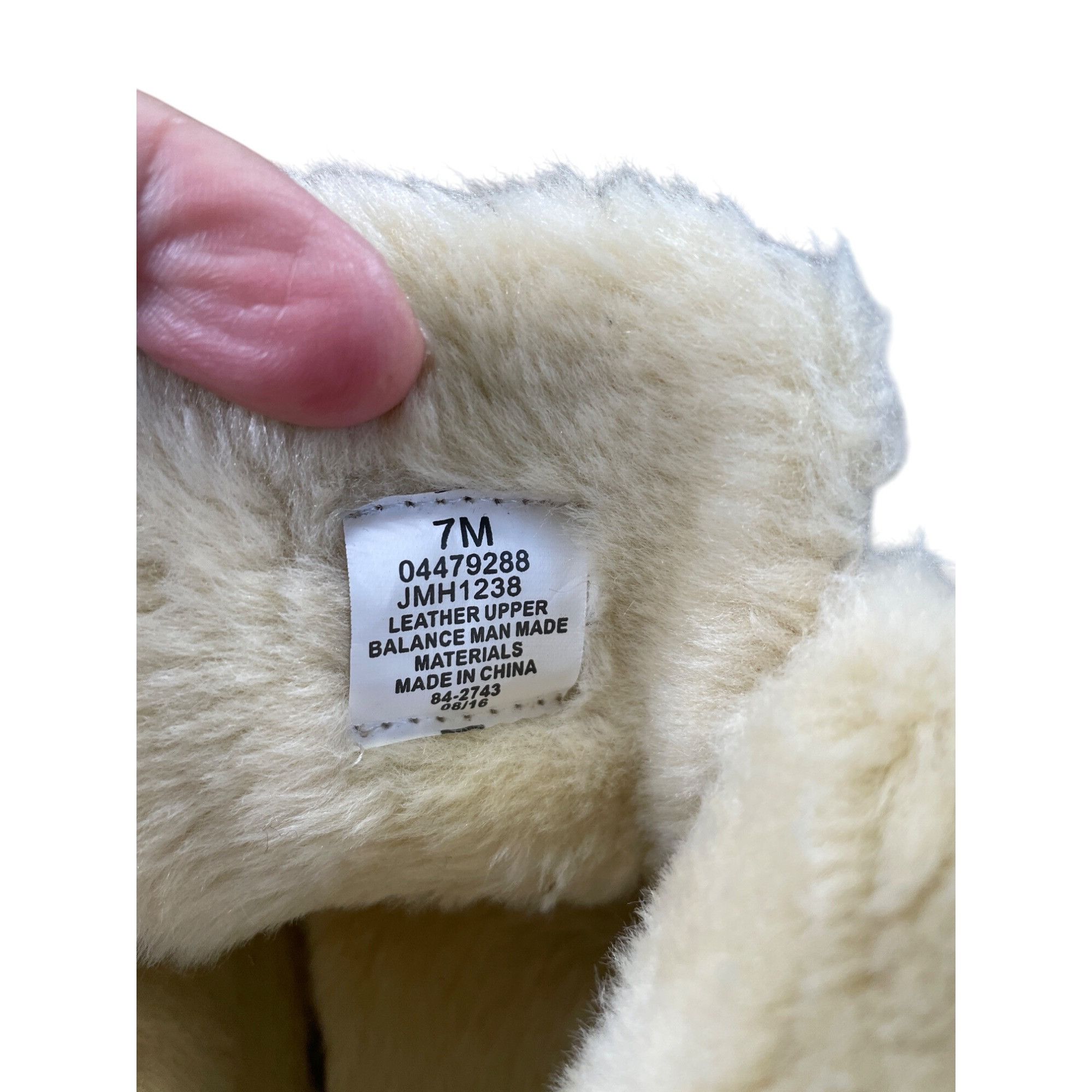 Cabelas Cabelas Womens Gray Suede Fur-Lined Ankle Bootie Shoes Size Size US 7 / IT 37 - 13 Thumbnail