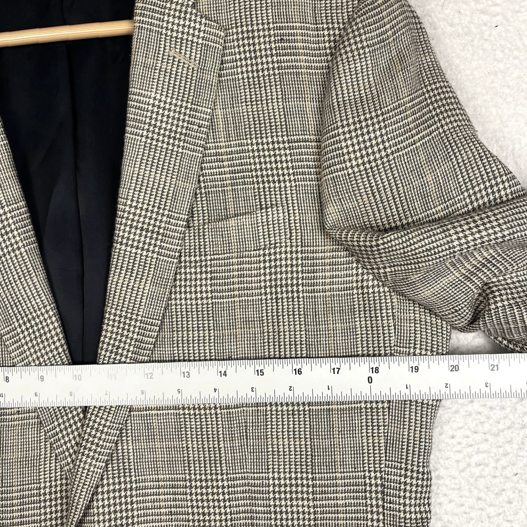 J.Crew J.CREW Sport Coat Blazer - Men 39R Beige Linen Silk Tweed Plaid Glen Check Regular Notch Lapel Two-Button Glen Plaid Casual Sport Coat Size 40R - 6 Thumbnail