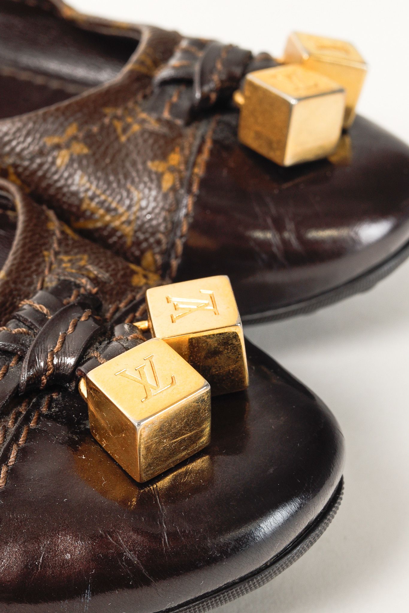 Louis Vuitton Louis Vuitton Lovely Golden-Cube Ballet Driving Flats Size US 8 / IT 38 - 8 Thumbnail